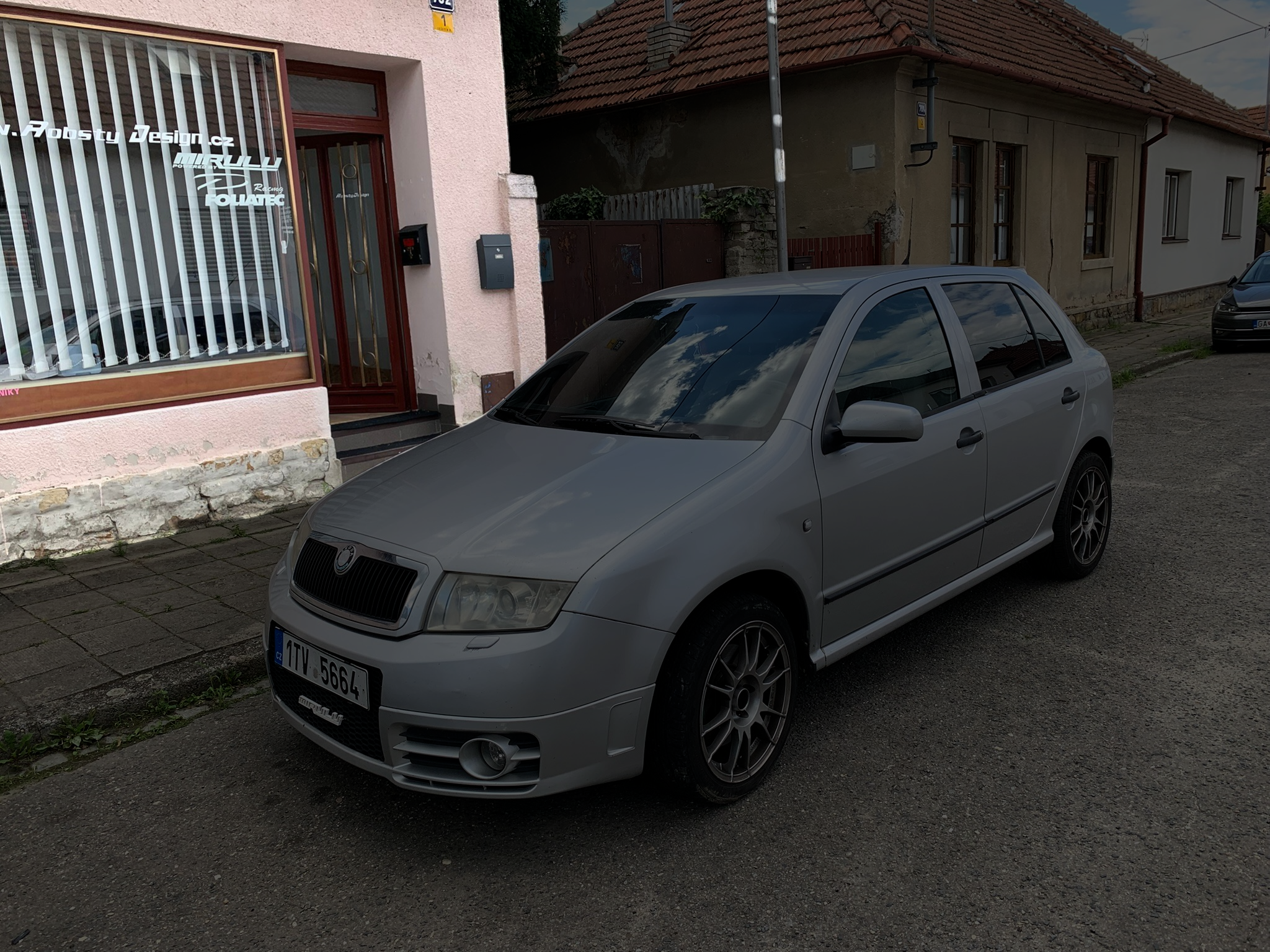 robstydesign prodejna sklad-Photoroom_1